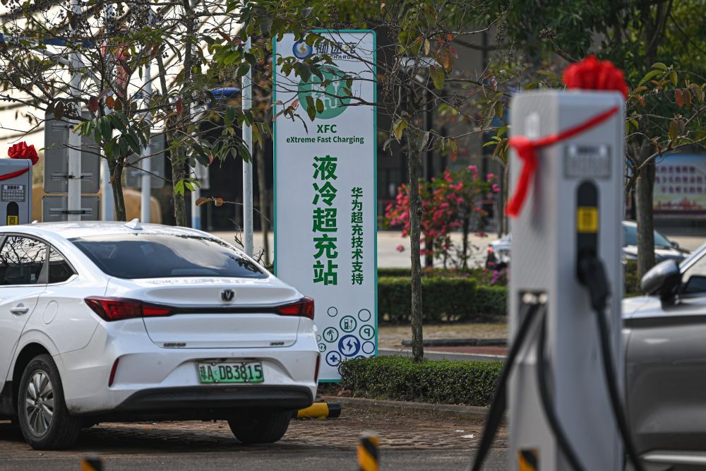 關(guān)于所謂的2024新澳門正版免費資本車的真相揭露——警惕網(wǎng)絡(luò)賭博陷阱，警惕網(wǎng)絡(luò)賭博陷阱，揭露所謂澳門正版免費資本車真相