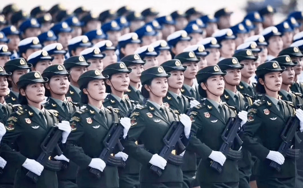 參軍報名2022女兵，勇敢追逐夢想的征程，女兵追夢啟航，2022參軍報名女兵勇敢前行